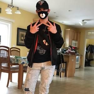 Meet your Posher, Chris